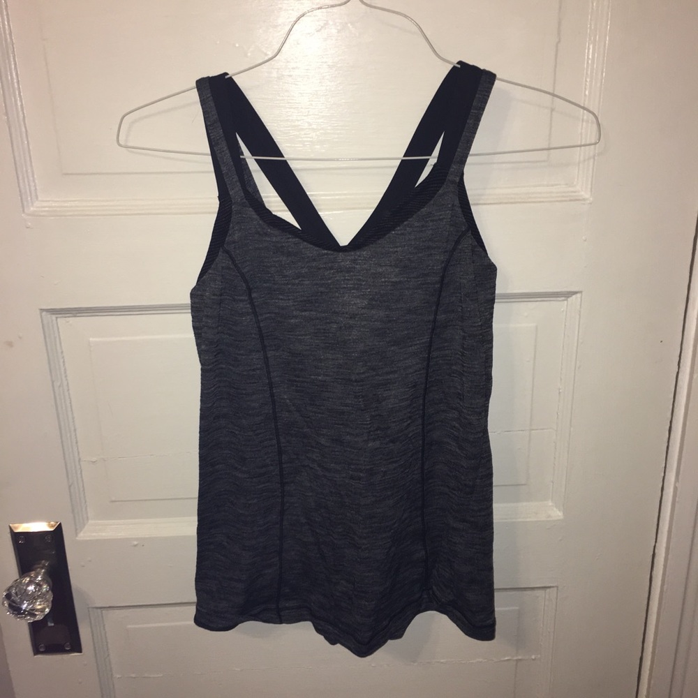 Lululemon tank top
